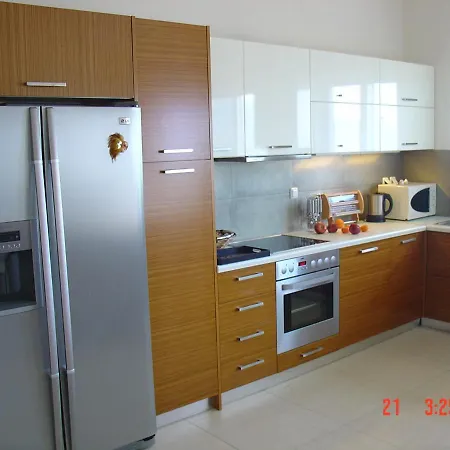 아파트 First Floor *